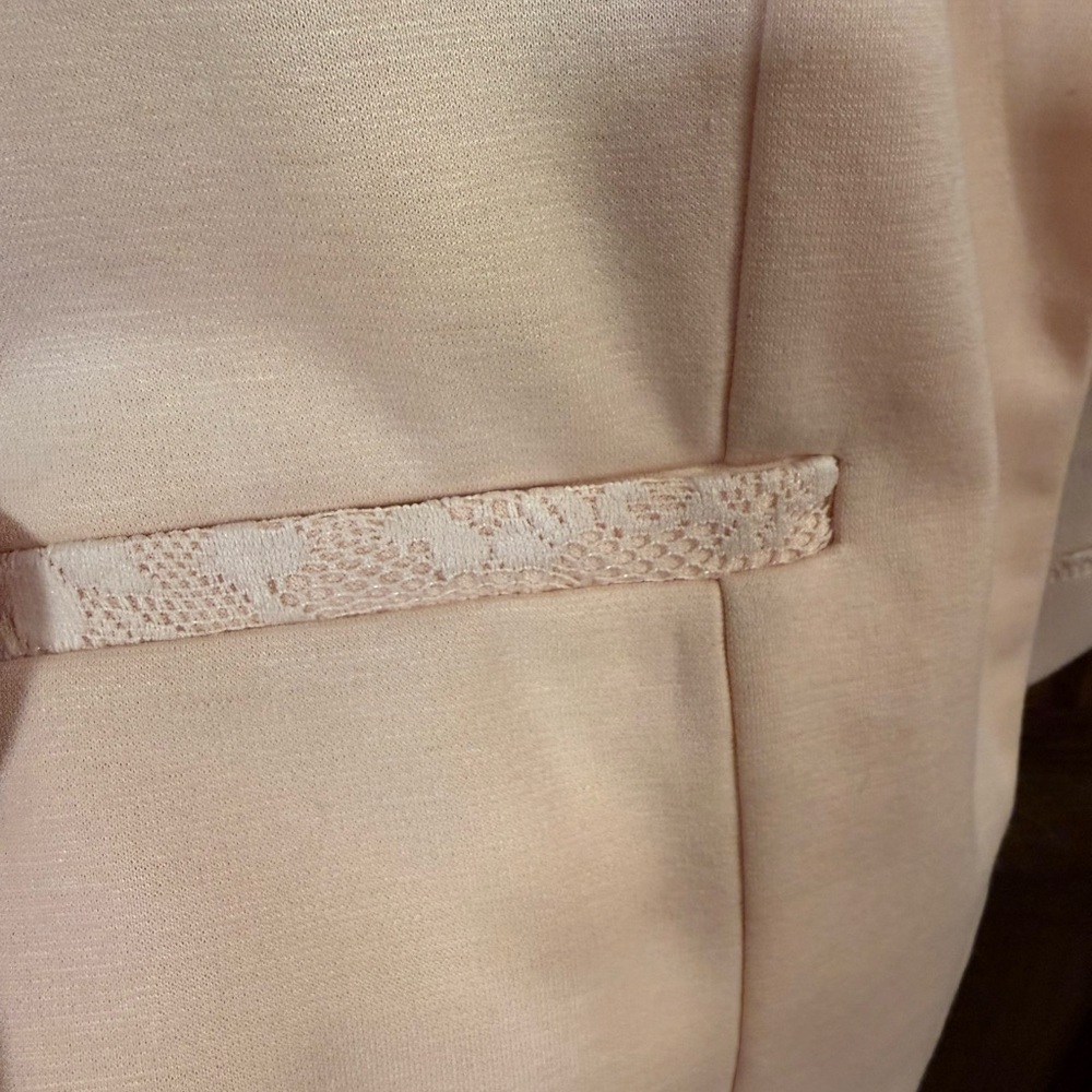 Candie's Lace Detailed Light Pink Blazer - Picture 4 of 7